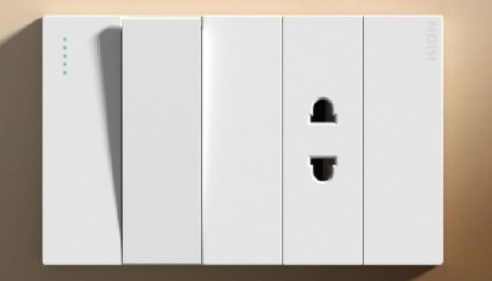 تغيير كافة مفاتيح الكهرباء في الشقة تغيير كافة مفاتيح الكهرباء في الشقة